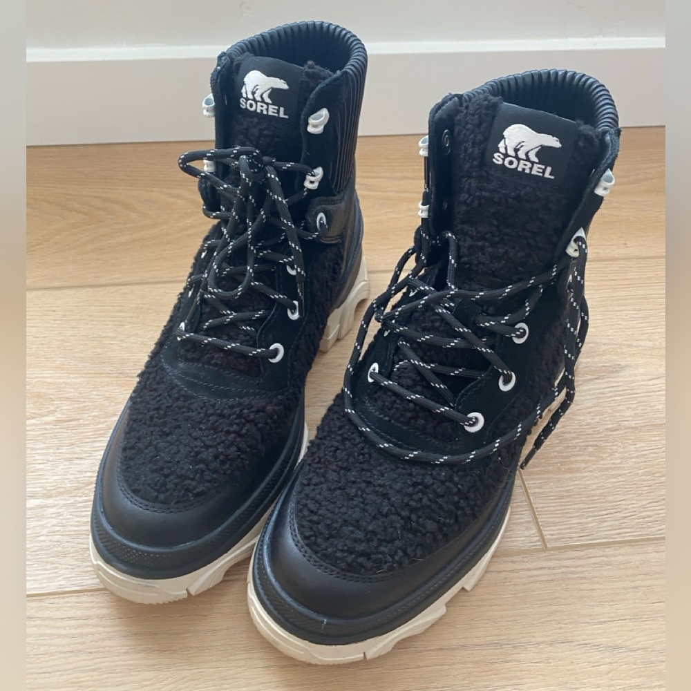 Sorel Women's Brex Cozy Lace Waterproof Boot Black Sea Salt Size 9